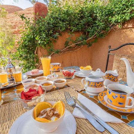 Riad Kasbah Des Roches Akhendachou n'Ait Ouffi Exterior foto