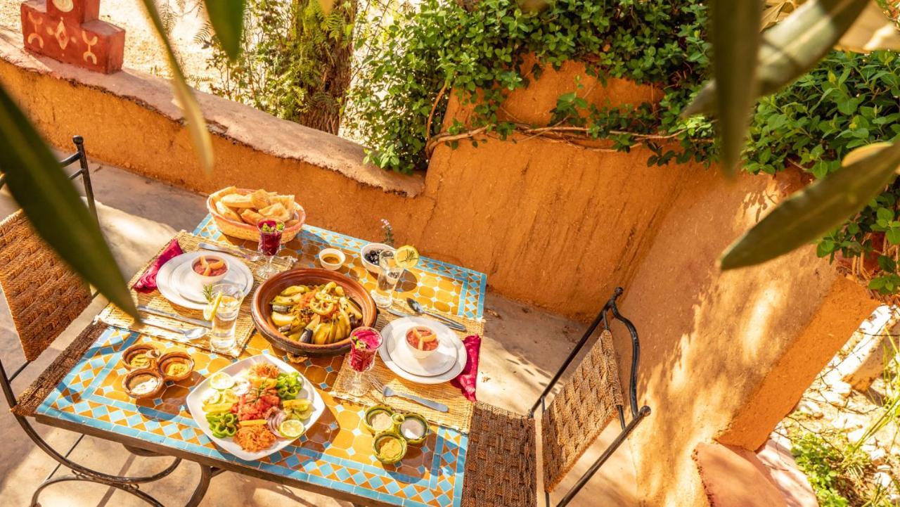 Riad Kasbah Des Roches Akhendachou n'Ait Ouffi Exterior foto