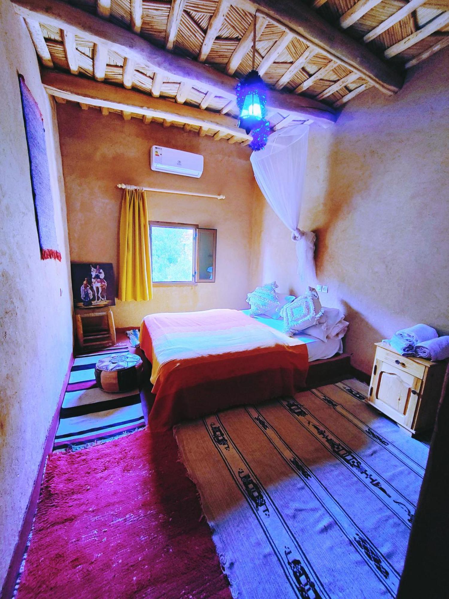 Riad Kasbah Des Roches Akhendachou n'Ait Ouffi Exterior foto