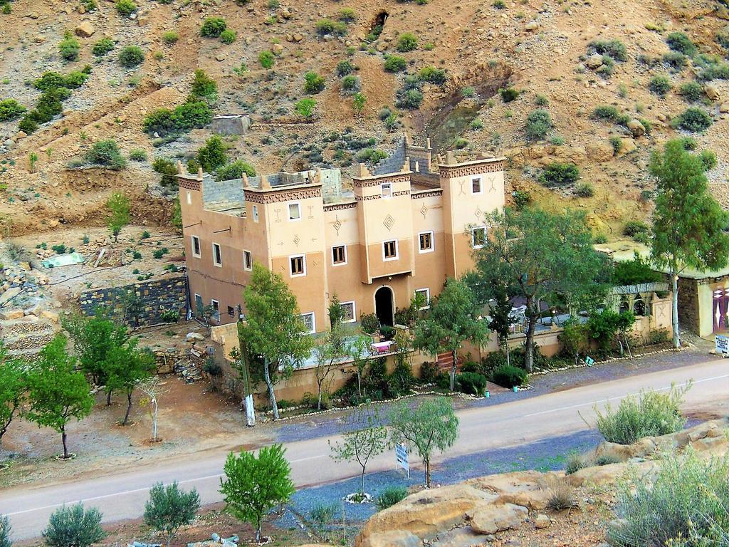 Riad Kasbah Des Roches Akhendachou n'Ait Ouffi Exterior foto